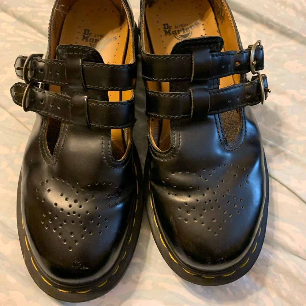 VGUC ADORABLE Dr. Martens Mary Jane Loafers 🥺 US size 7